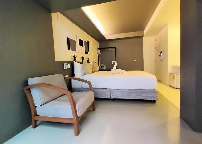 Hotel Silom 3*