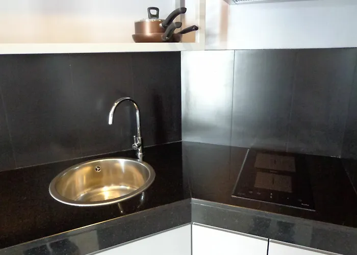 Silom Hotel 3*